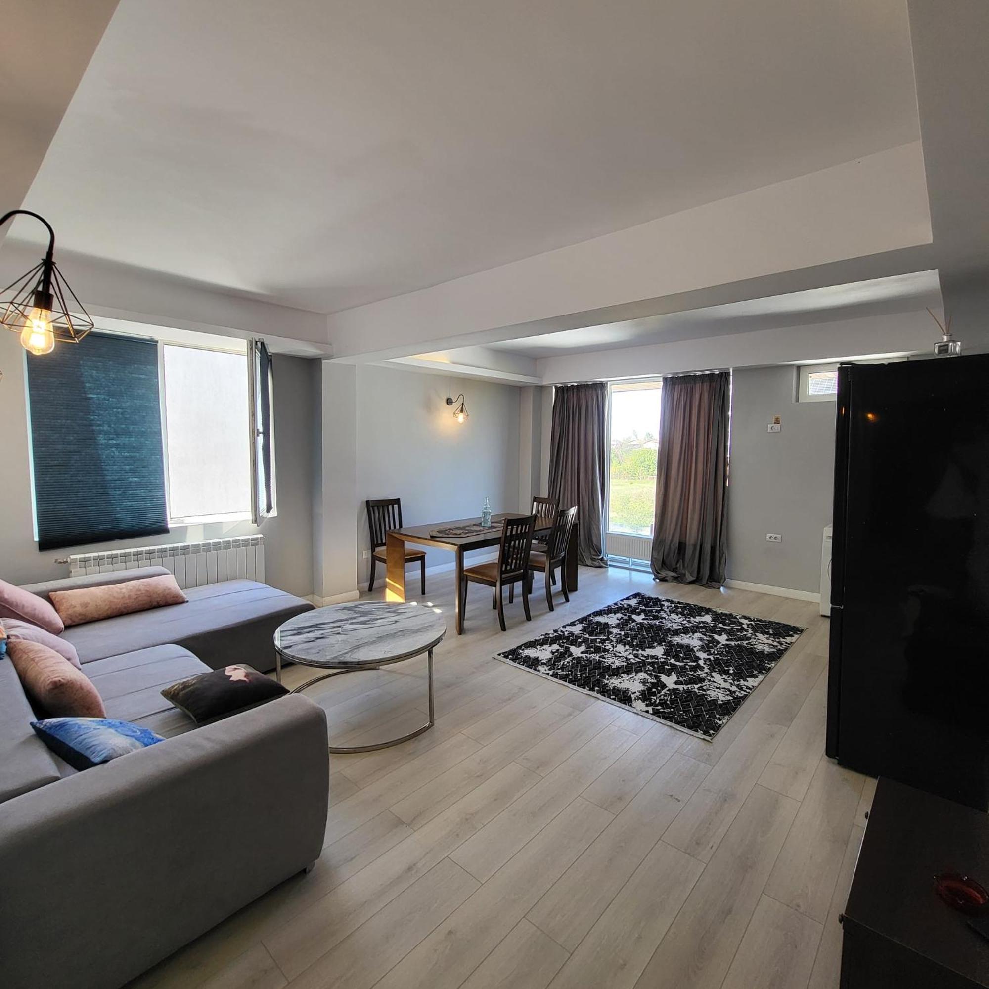 Crystal Apartment Bucureşti Ngoại thất bức ảnh
