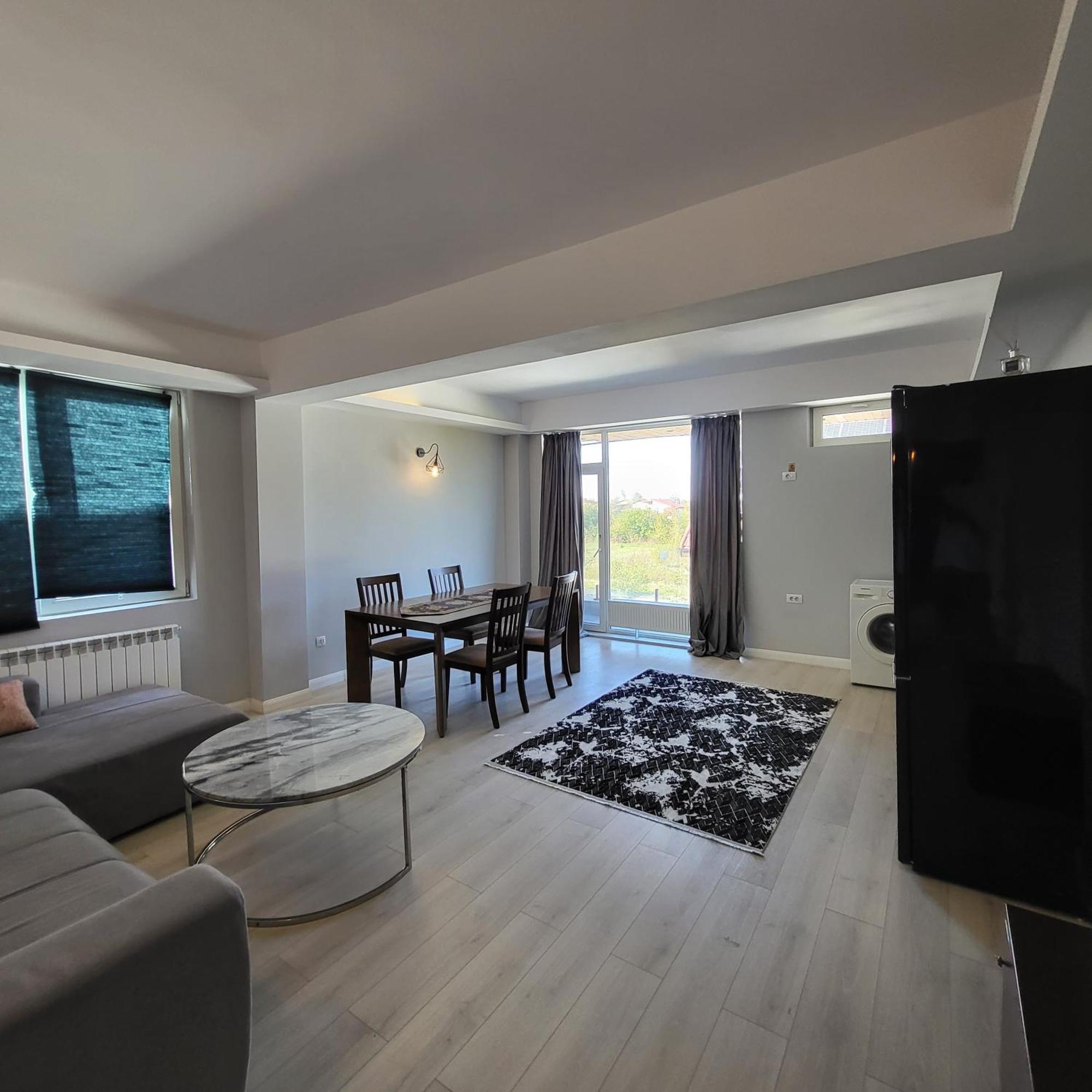 Crystal Apartment Bucureşti Ngoại thất bức ảnh